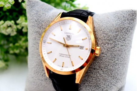 Relógio de pulso em ouro Tag Heuer modelo carrera chronometer